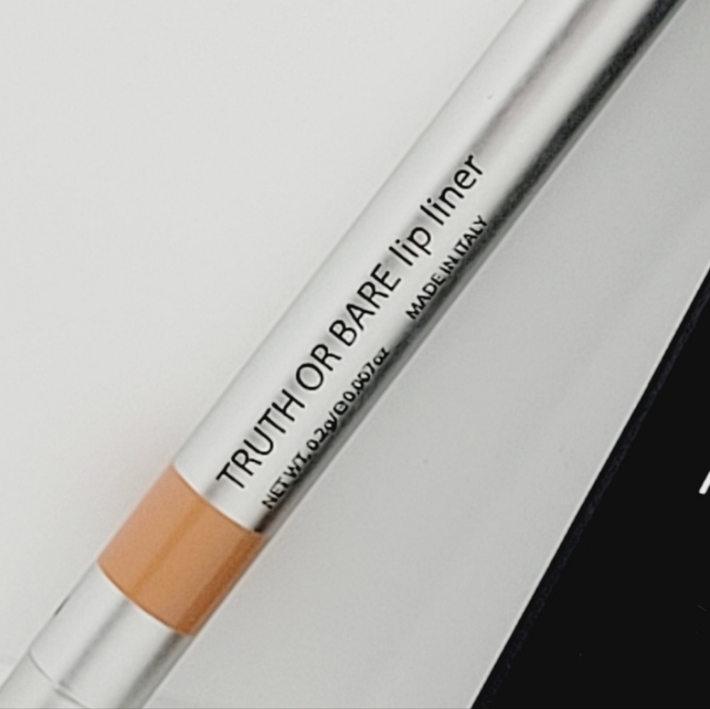 🆕️Dose of Colors Lip Liner-TRUTH OR BARE